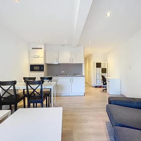 Kazernestraat App 101 * Gandawa